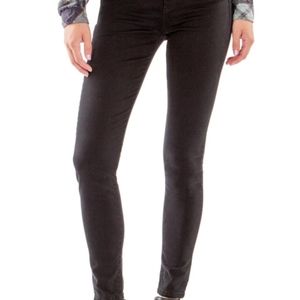 UNION BAY BLACK JEANS  AV.